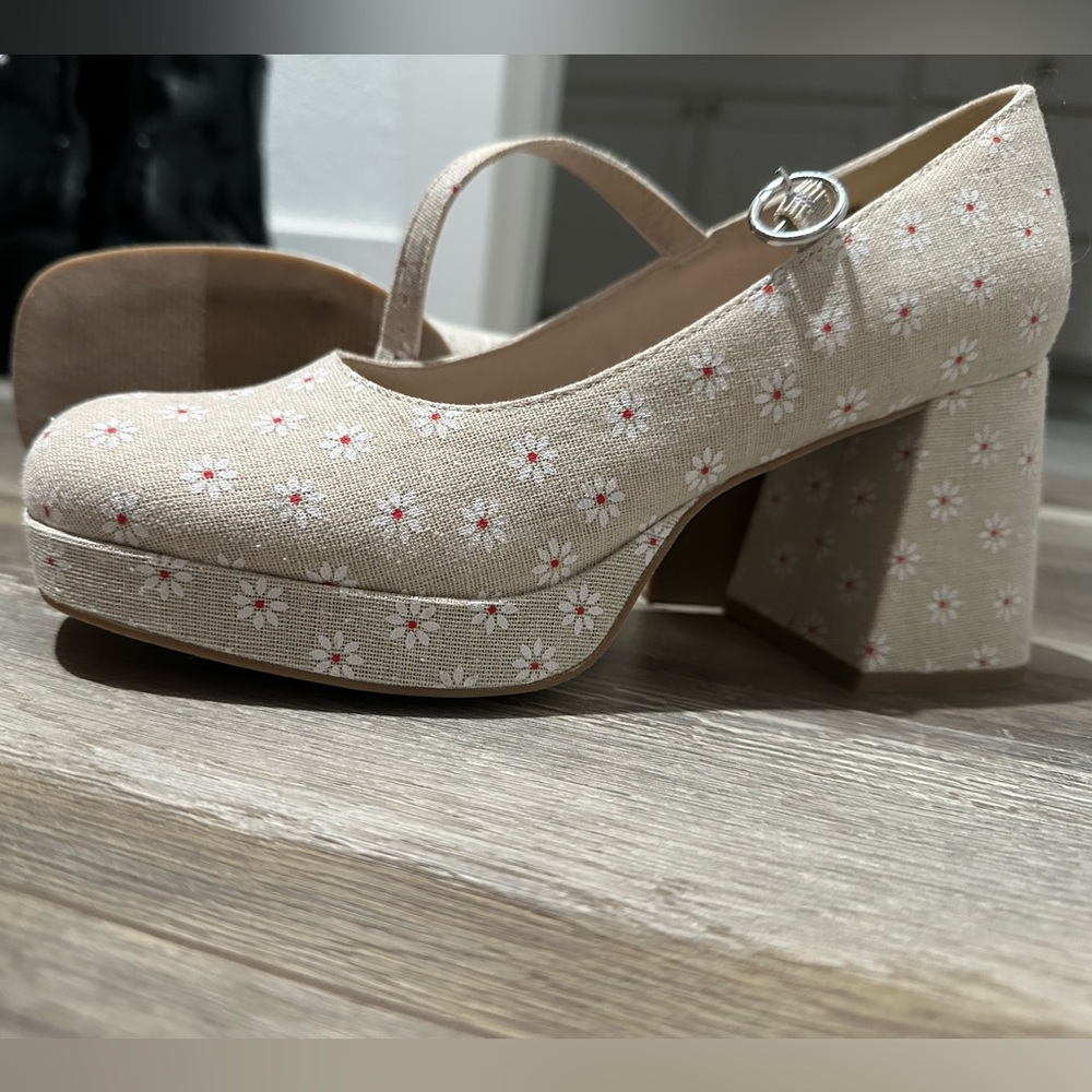 Madden girl shoes , 8.5 , worn once